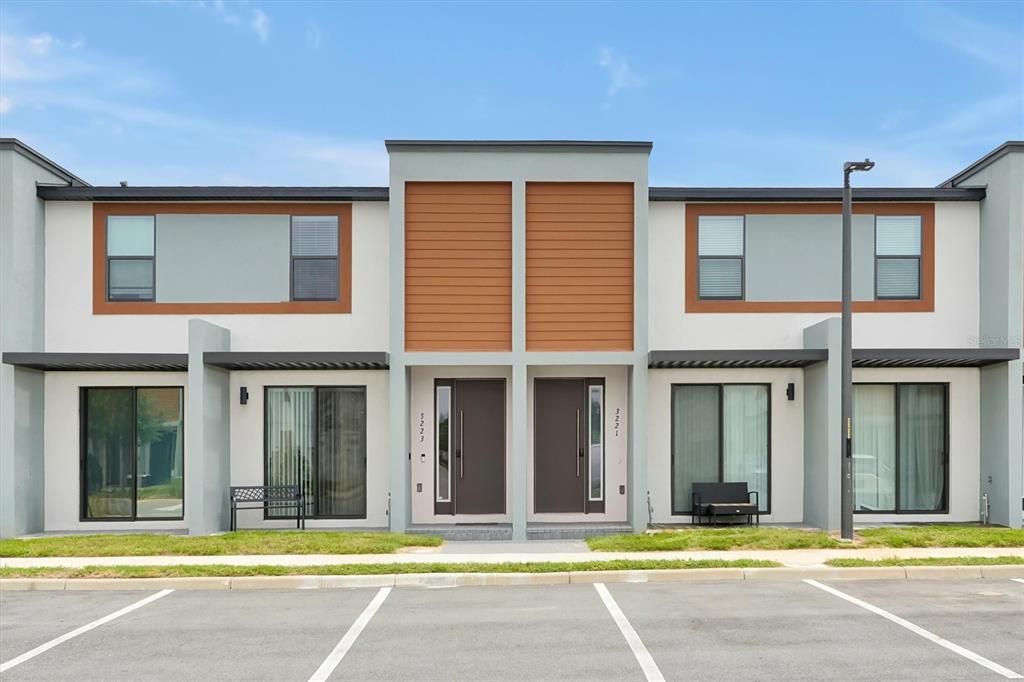 В аренду: $2,350 (3 спален, 3 ванн, 1360 Квадратных фут)