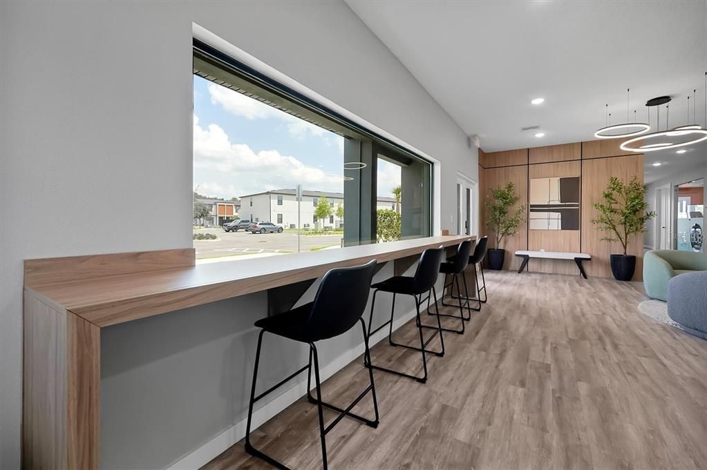 В аренду: $2,350 (3 спален, 3 ванн, 1360 Квадратных фут)