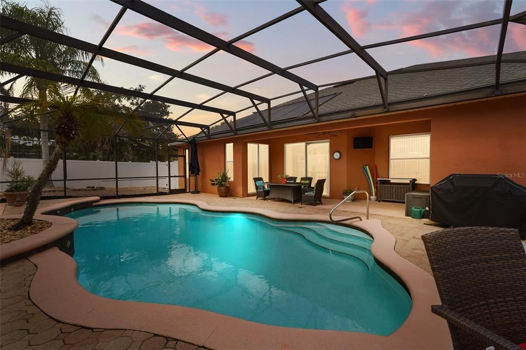Active With Contract: $615,000 (4 beds, 3 baths, 2657 Square Feet)