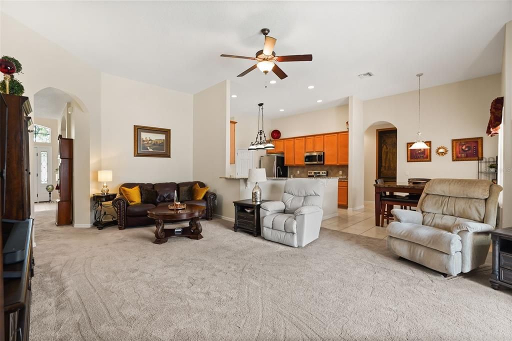 Active With Contract: $615,000 (4 beds, 3 baths, 2657 Square Feet)