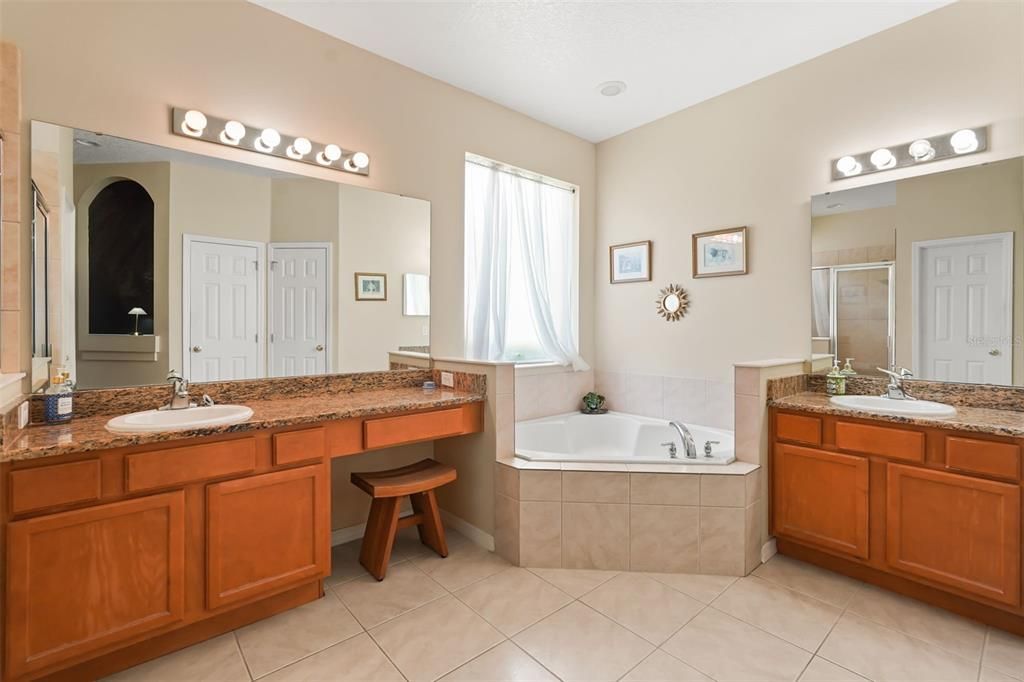 Active With Contract: $615,000 (4 beds, 3 baths, 2657 Square Feet)