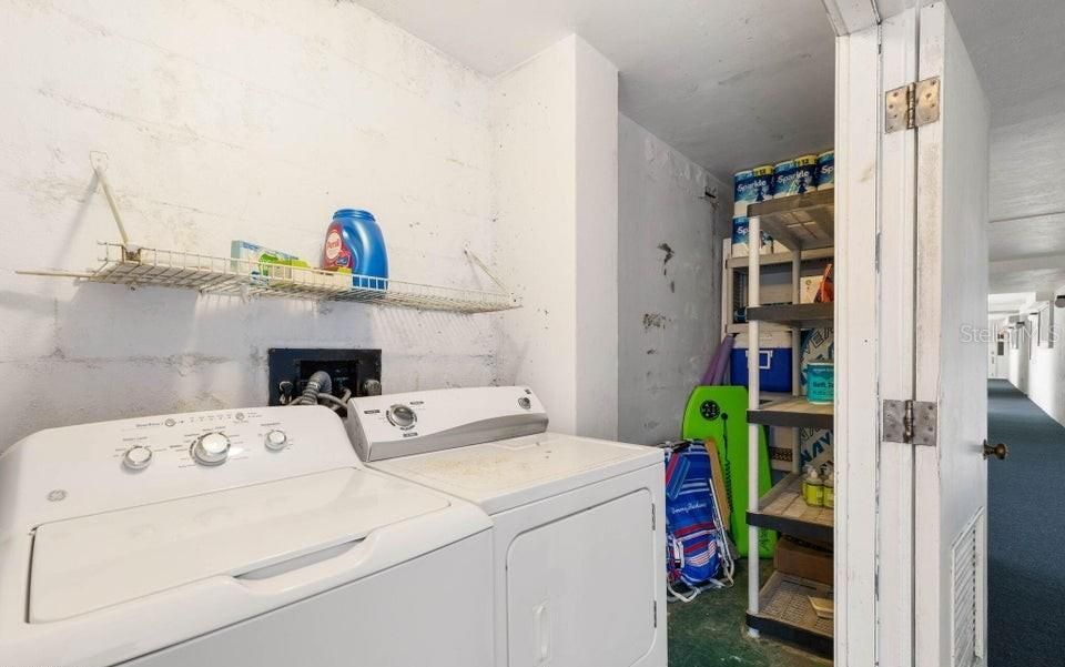 На продажу: $449,000 (2 спален, 2 ванн, 1200 Квадратных фут)