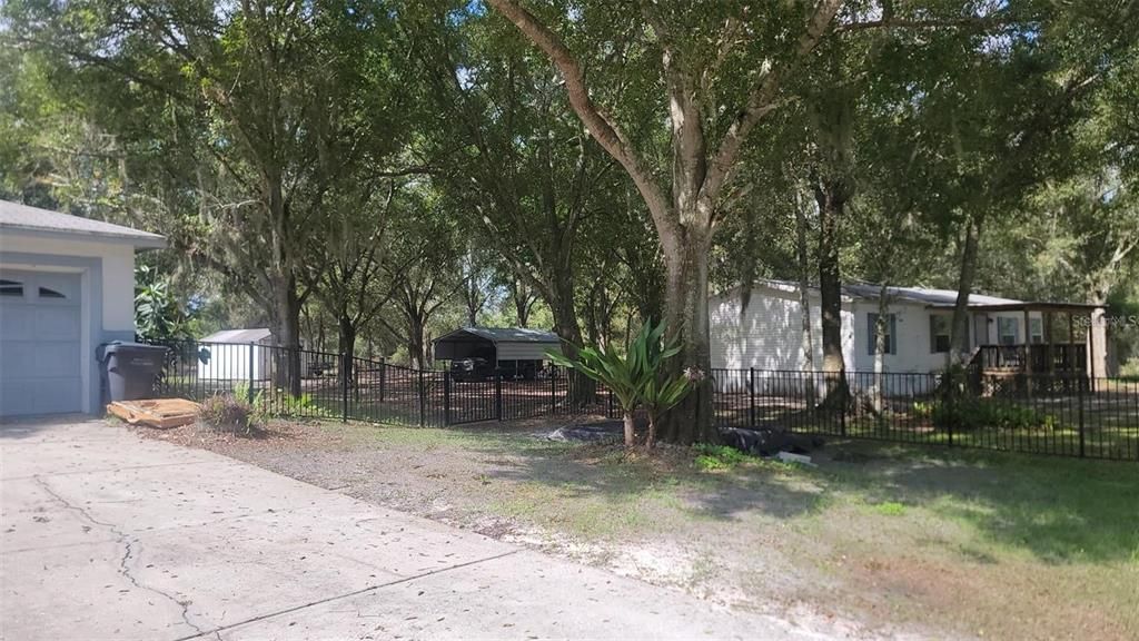 For Rent: $1,800 (3 beds, 2 baths, 1094 Square Feet)