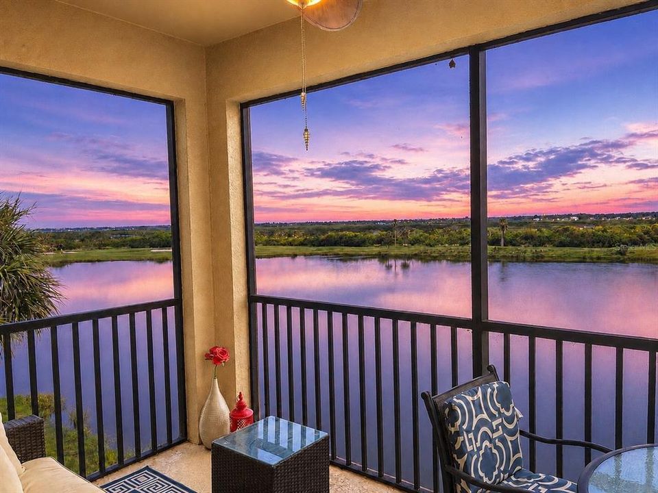 For Sale: $285,000 (2 beds, 2 baths, 1156 Square Feet)