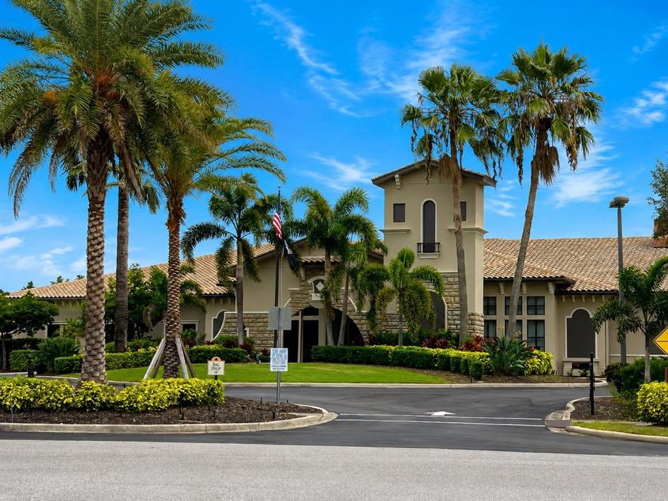 For Sale: $285,000 (2 beds, 2 baths, 1156 Square Feet)