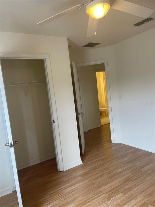 В аренду: $2,450 (4 спален, 3 ванн, 1636 Квадратных фут)