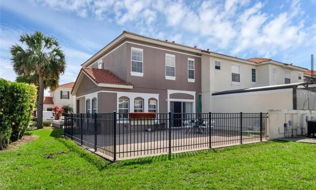 В аренду: $2,450 (4 спален, 3 ванн, 1636 Квадратных фут)