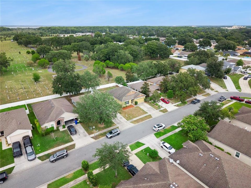 For Sale: $285,000 (3 beds, 2 baths, 1425 Square Feet)