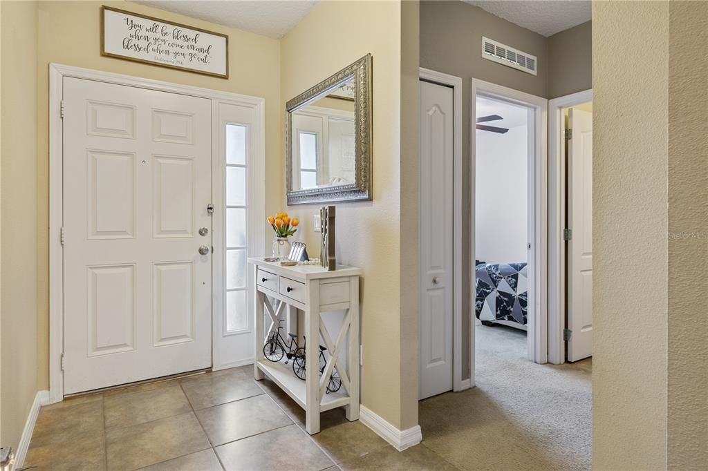 For Sale: $285,000 (3 beds, 2 baths, 1425 Square Feet)