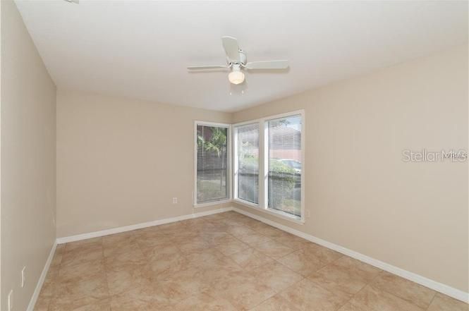 For Rent: $1,750 (2 beds, 2 baths, 1037 Square Feet)