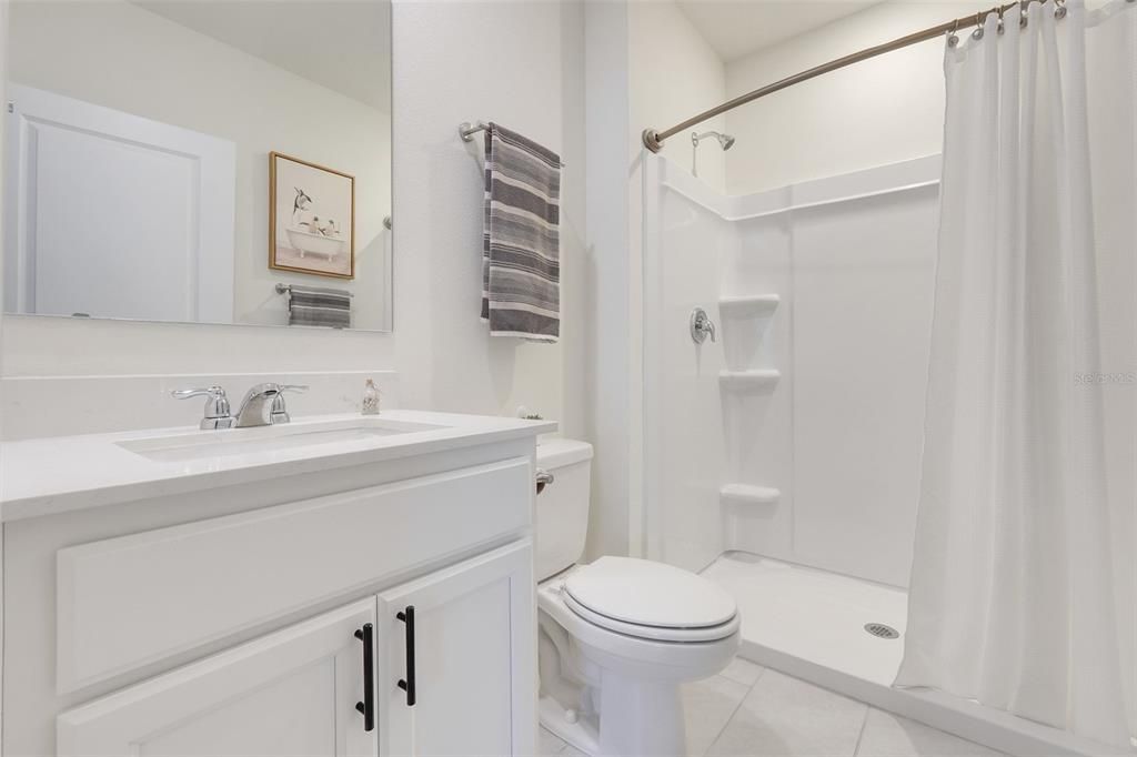 For Sale: $385,000 (5 beds, 3 baths, 2457 Square Feet)