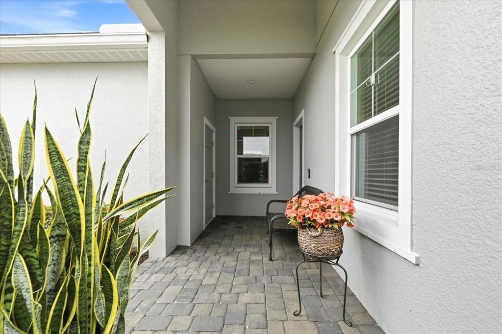 For Sale: $450,000 (2 beds, 2 baths, 1617 Square Feet)