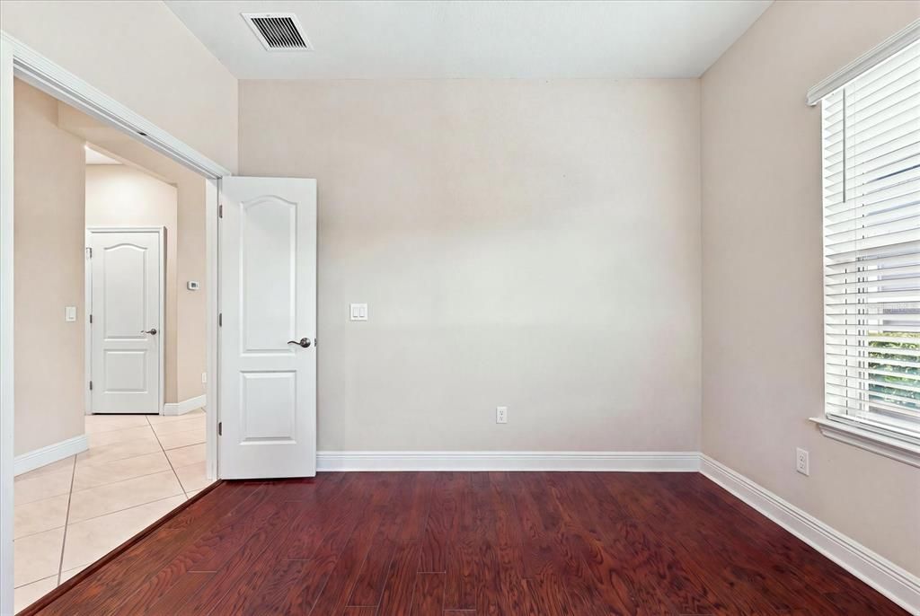 For Sale: $450,000 (2 beds, 2 baths, 1617 Square Feet)
