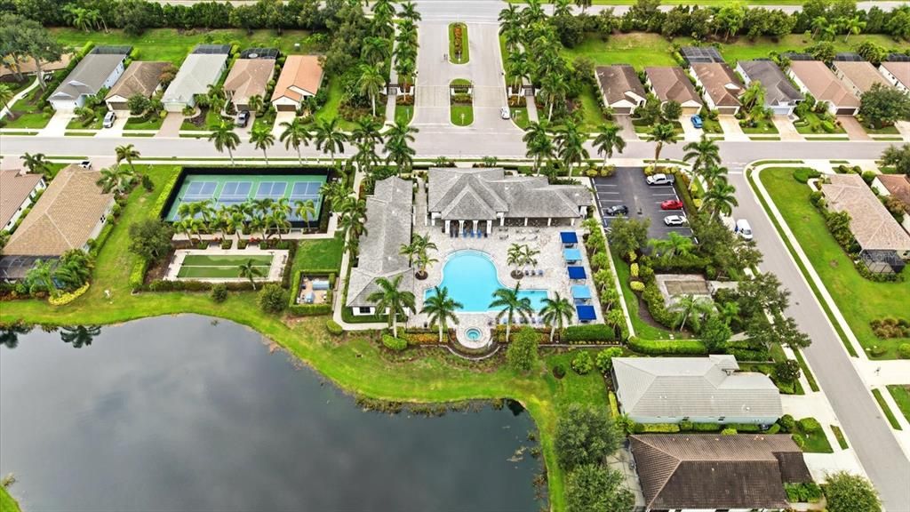 For Sale: $450,000 (2 beds, 2 baths, 1617 Square Feet)