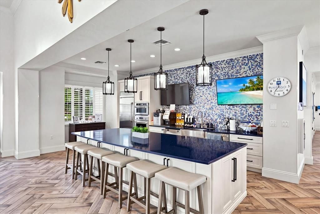 For Sale: $450,000 (2 beds, 2 baths, 1617 Square Feet)