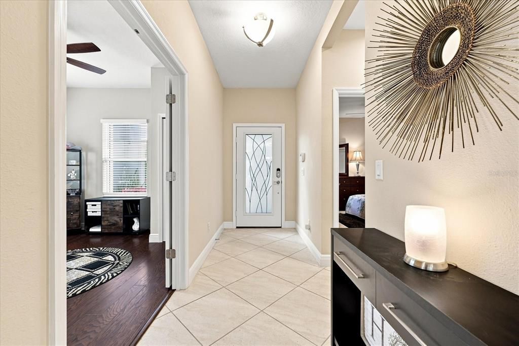 For Sale: $450,000 (2 beds, 2 baths, 1617 Square Feet)