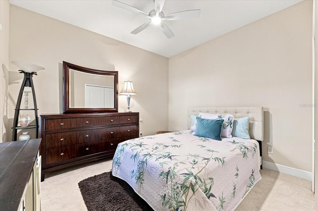 For Sale: $450,000 (2 beds, 2 baths, 1617 Square Feet)