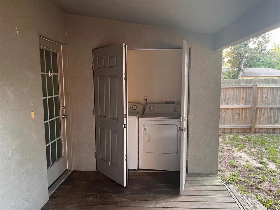 En Venta: $215,000 (2 camas, 1 baños, 884 Pies cuadrados)