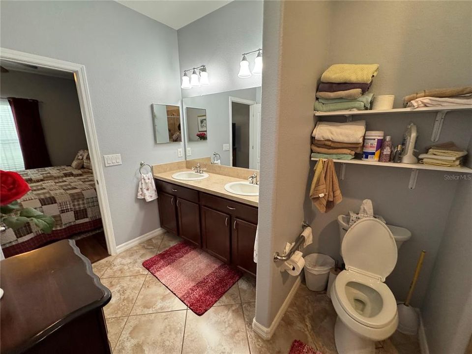 En Venta: $277,000 (2 camas, 2 baños, 1374 Pies cuadrados)