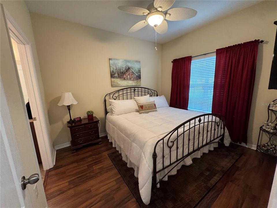 En Venta: $277,000 (2 camas, 2 baños, 1374 Pies cuadrados)