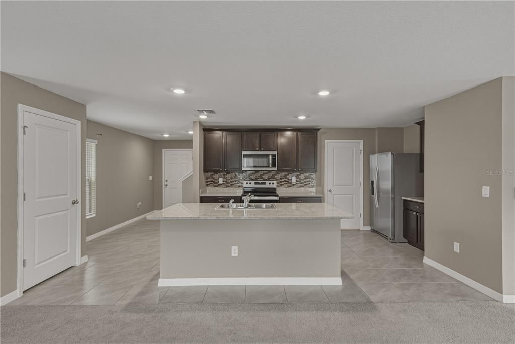 Active With Contract: $319,900 (4 beds, 2 baths, 2238 Square Feet)