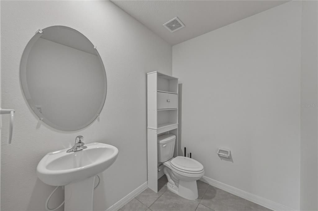 Active With Contract: $319,900 (4 beds, 2 baths, 2238 Square Feet)