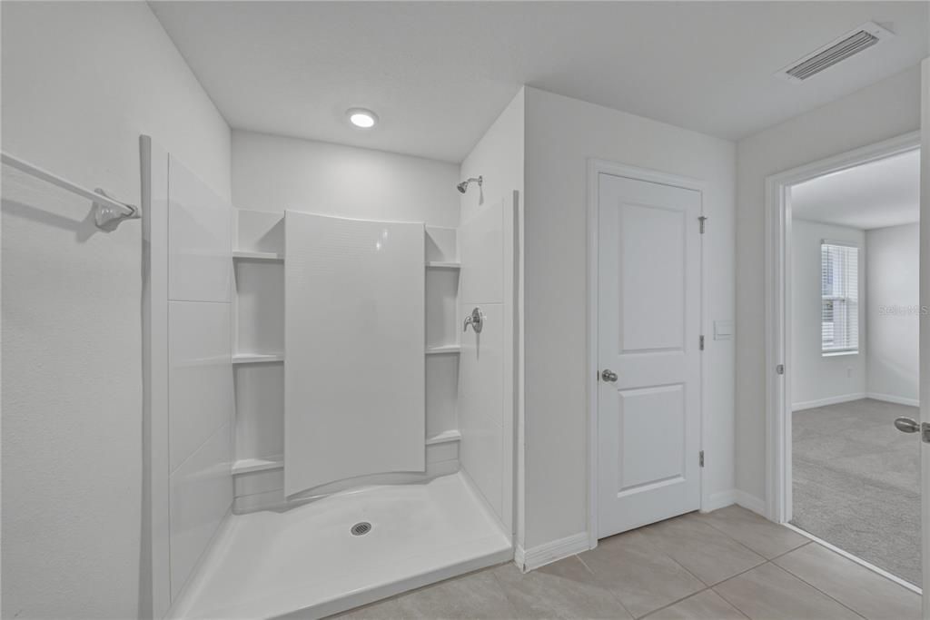 Active With Contract: $319,900 (4 beds, 2 baths, 2238 Square Feet)