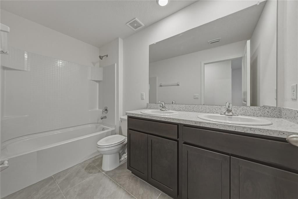 Active With Contract: $319,900 (4 beds, 2 baths, 2238 Square Feet)