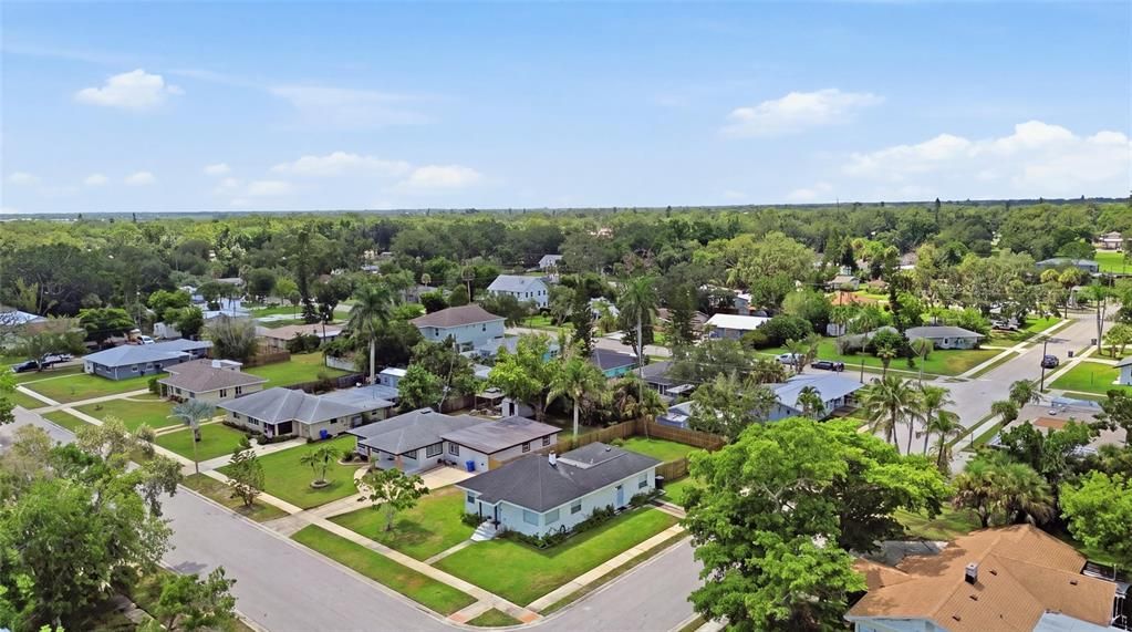 Active With Contract: $330,000 (3 beds, 2 baths, 1368 Square Feet)
