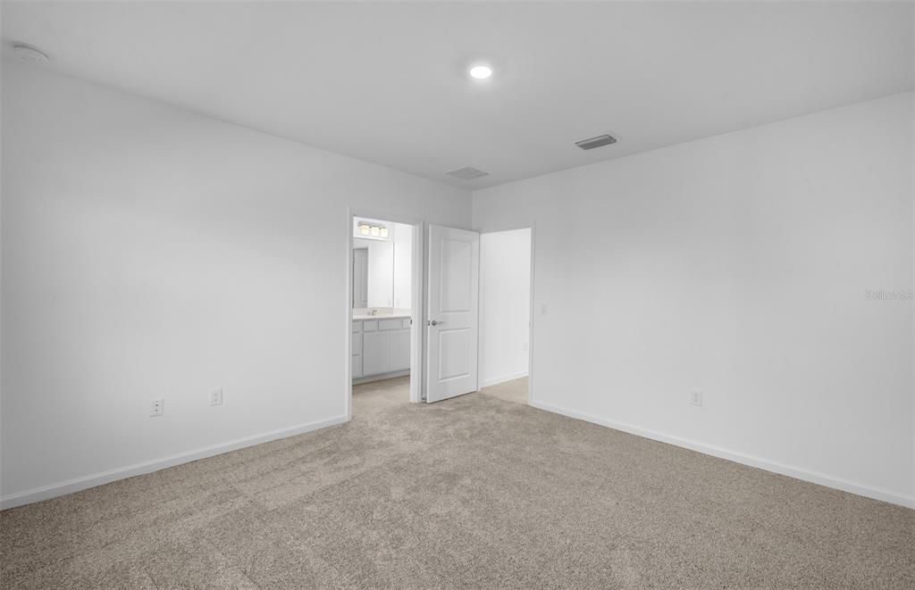 En Venta: $419,690 (4 camas, 2 baños, 1580 Pies cuadrados)