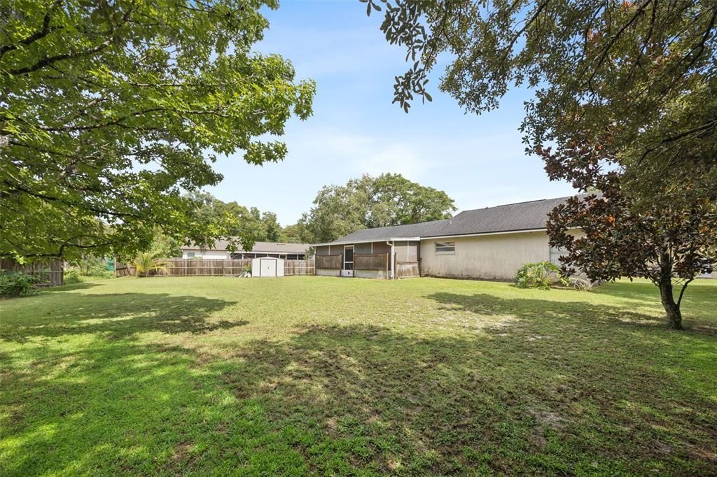 For Sale: $375,000 (4 beds, 2 baths, 1595 Square Feet)