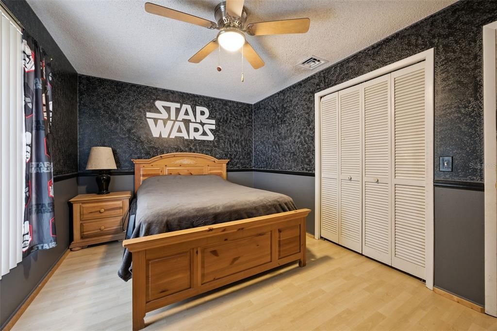 For Sale: $375,000 (4 beds, 2 baths, 1595 Square Feet)