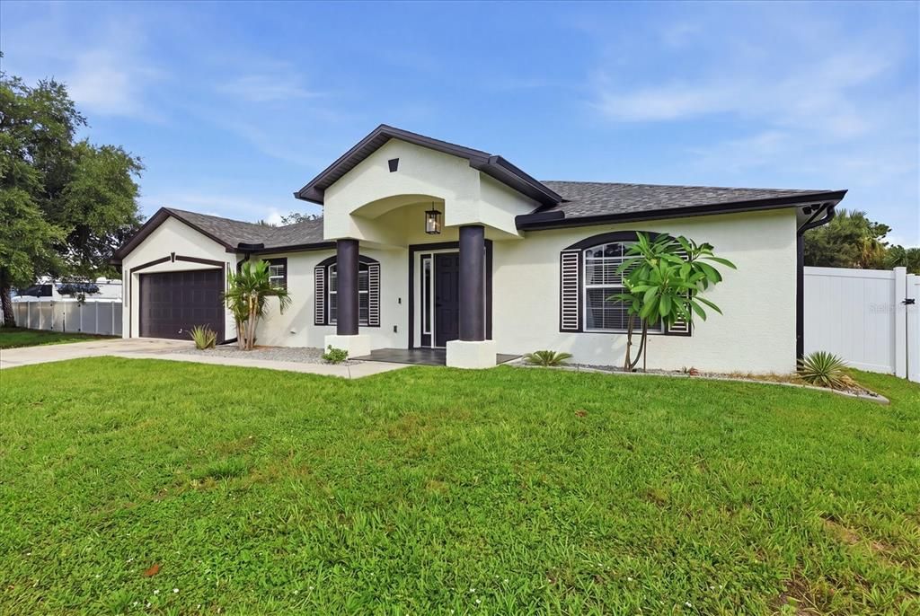 For Sale: $693,847 (4 beds, 2 baths, 2040 Square Feet)