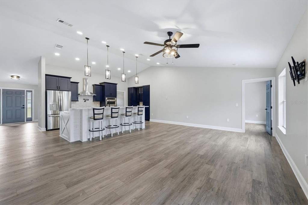 For Sale: $693,847 (4 beds, 2 baths, 2040 Square Feet)