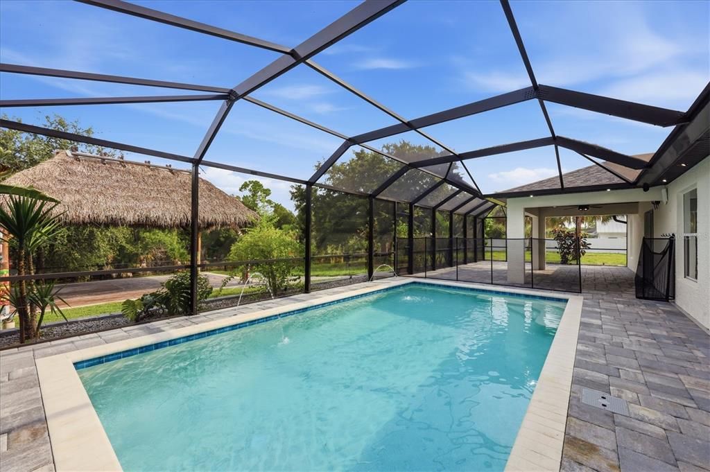 For Sale: $693,847 (4 beds, 2 baths, 2040 Square Feet)