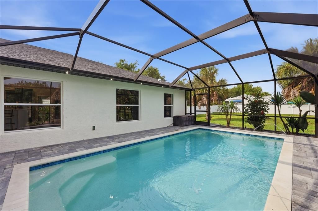 For Sale: $693,847 (4 beds, 2 baths, 2040 Square Feet)