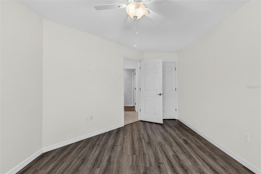 For Sale: $329,000 (3 beds, 2 baths, 1479 Square Feet)