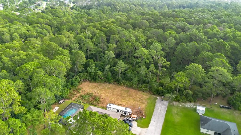 待售: $115,000 (2.76 acres)