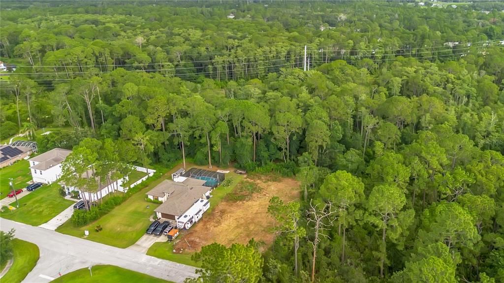 待售: $115,000 (2.76 acres)