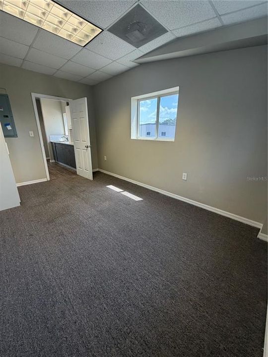 В аренду: $1,400 (2 спален, 1 ванн, 1500 Квадратных фут)