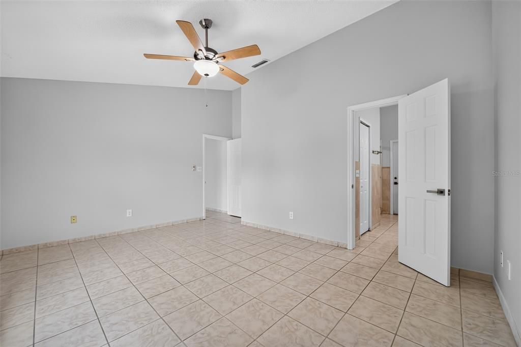En Venta: $399,900 (3 camas, 2 baños, 1695 Pies cuadrados)