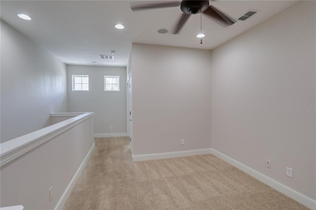 В аренду: $2,395 (4 спален, 4 ванн, 2094 Квадратных фут)