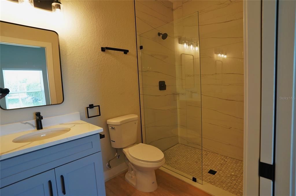 В аренду: $1,650 (3 спален, 2 ванн, 1098 Квадратных фут)