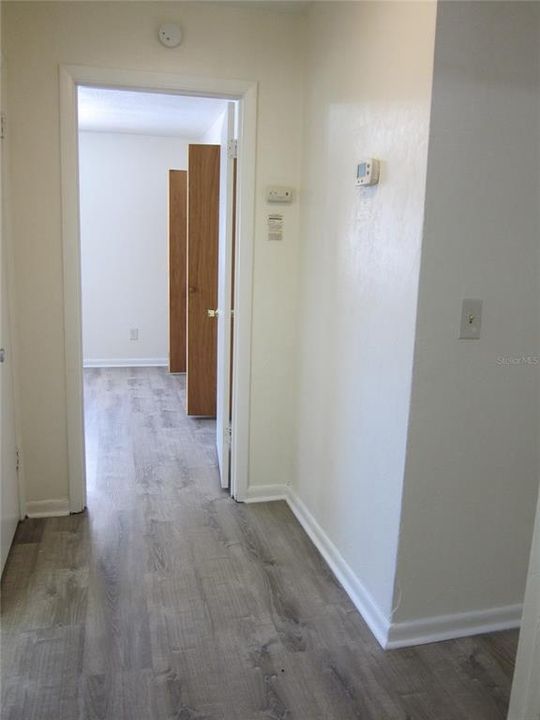 В аренду: $1,055 (2 спален, 1 ванн, 858 Квадратных фут)
