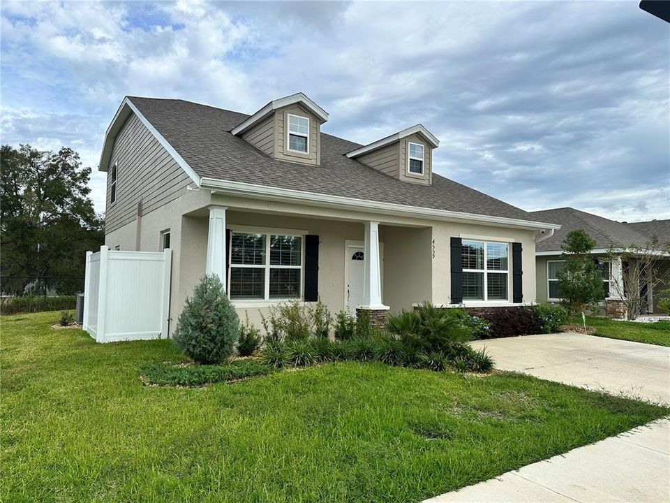 For Rent: $2,000 (3 beds, 2 baths, 1788 Square Feet)