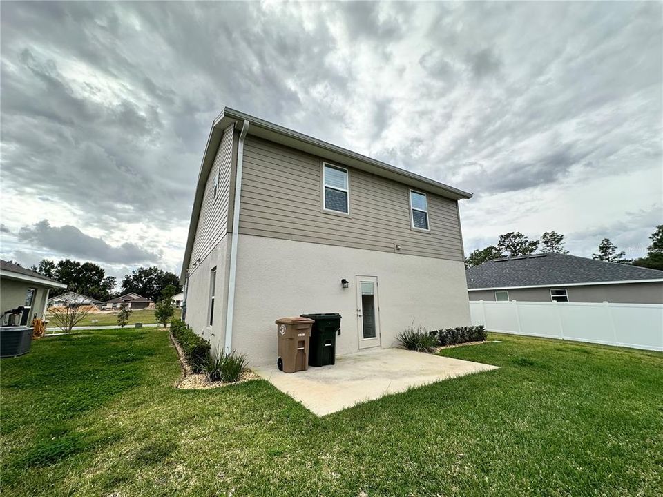 For Rent: $2,000 (3 beds, 2 baths, 1788 Square Feet)