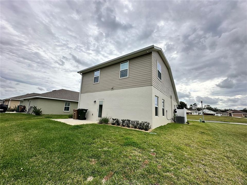 For Rent: $2,000 (3 beds, 2 baths, 1788 Square Feet)