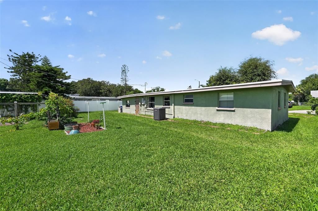 En Venta: $229,900 (4 camas, 2 baños, 2000 Pies cuadrados)