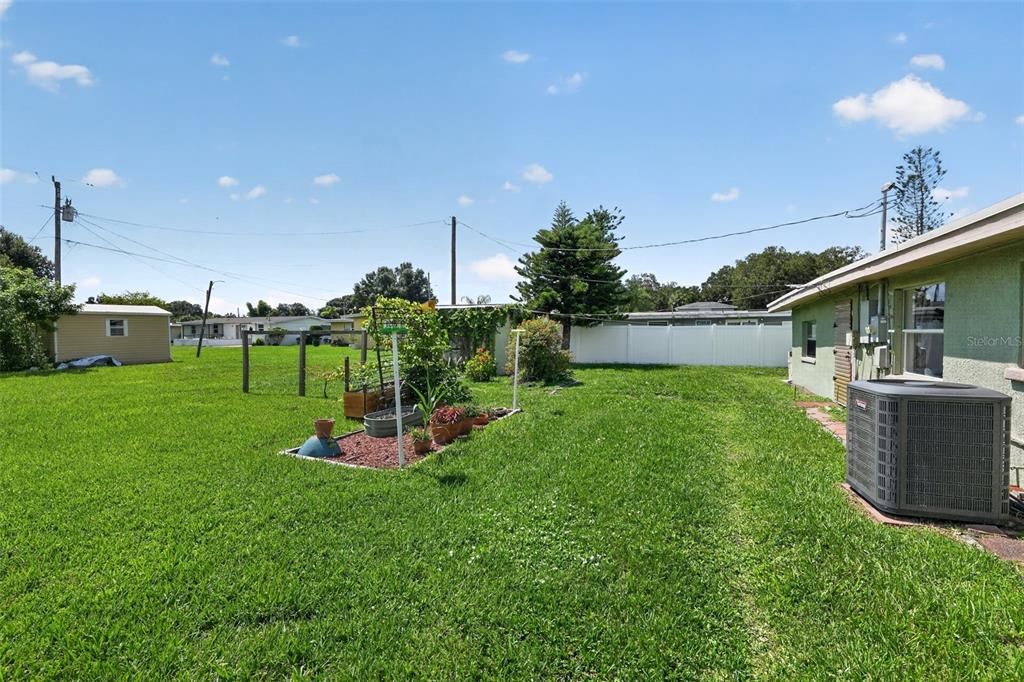 En Venta: $229,900 (4 camas, 2 baños, 2000 Pies cuadrados)