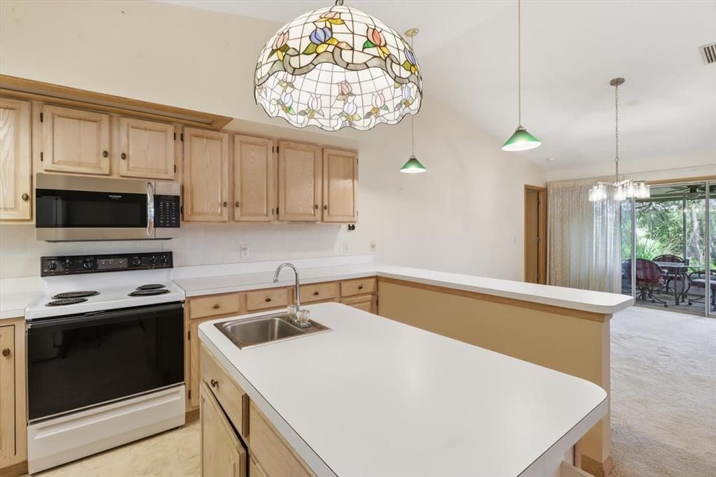 En Venta: $299,000 (2 camas, 2 baños, 1372 Pies cuadrados)
